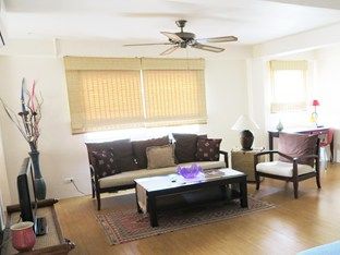 Oyo 304 Seven Suns Hotel