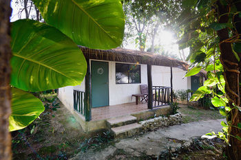 Hotel The Tropic Circle