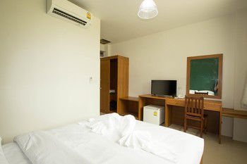 Hotel Baannoksuan Samui Maret