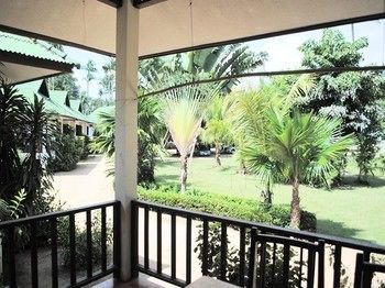 Hotel Baannoksuan Samui