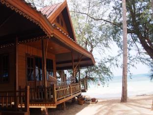 Sairee Hotel 4*