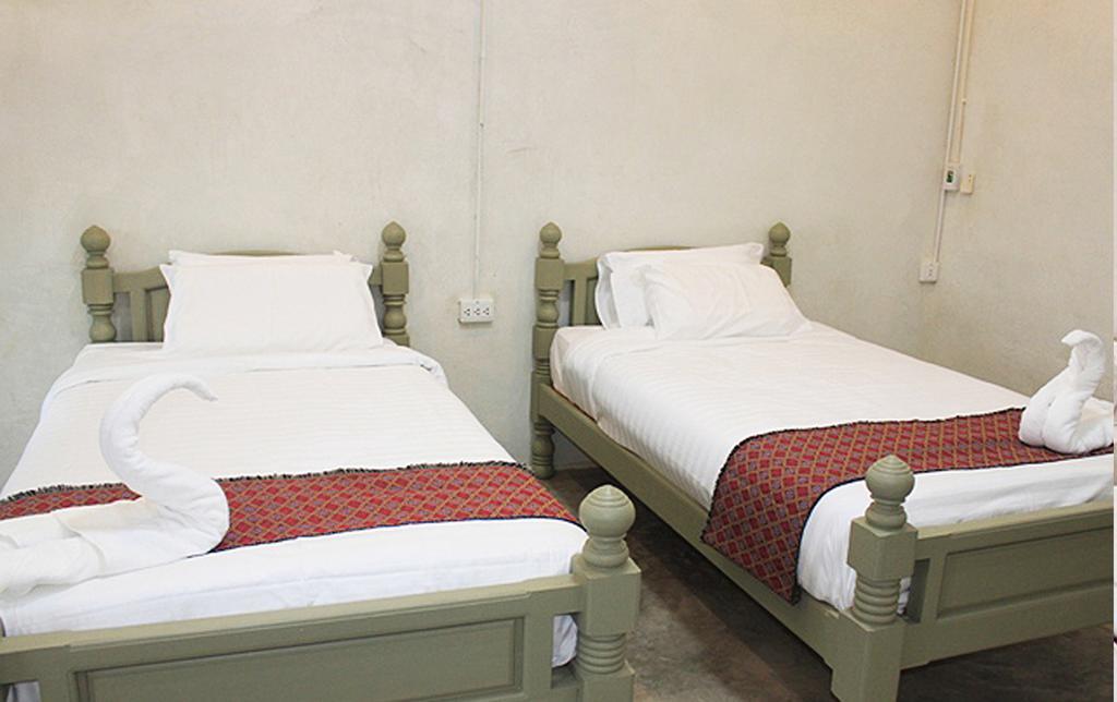 Phu-anna Eco House Resort 2*