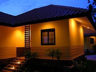 Tanisa Chumphon