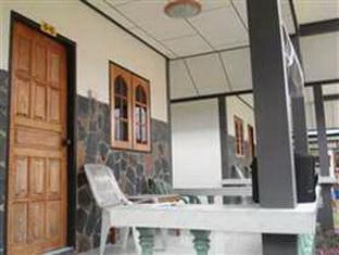 Suksabai Resort *