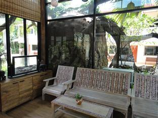 Porntip Nong Khai