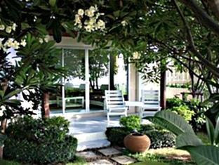 Chez Nous Boutique Hotel 3*