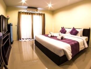 Meesuk Place Hotel 2*