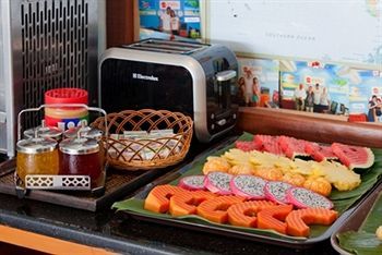 Hotel Patong Beach Bed And Breakfast