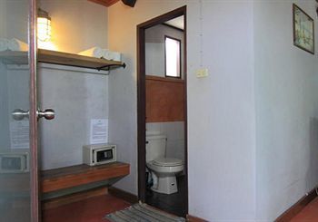 Resort Free House
