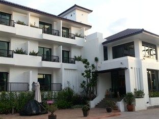Baan Hotel 3*