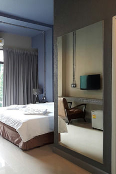 Samkwan Village Hotel 2*