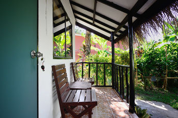 The Tropic Circle Hotel 2*