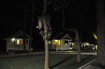 Resort Monoceros Mae Rim