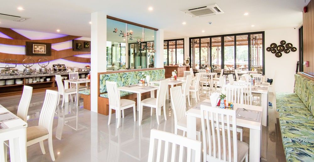 Hotel The Phu - Sha 4*