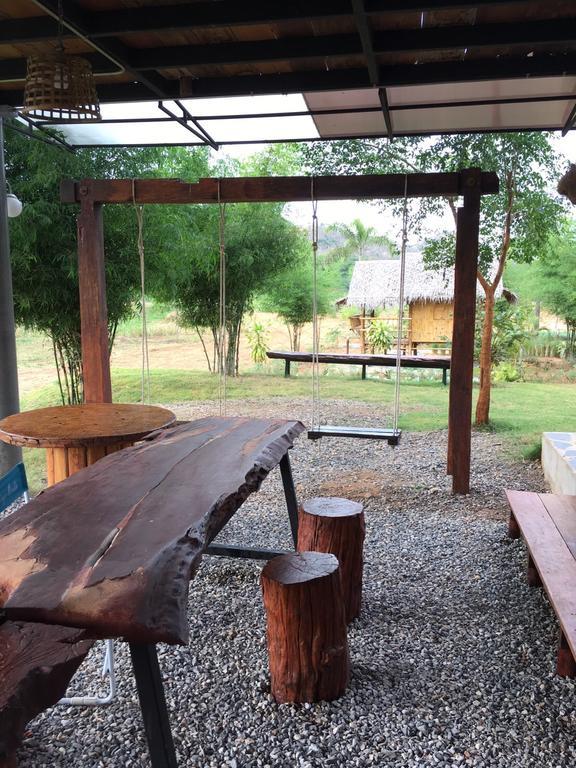 Baan Nork บ้านนอก Farm stay Nong Nam Daeng