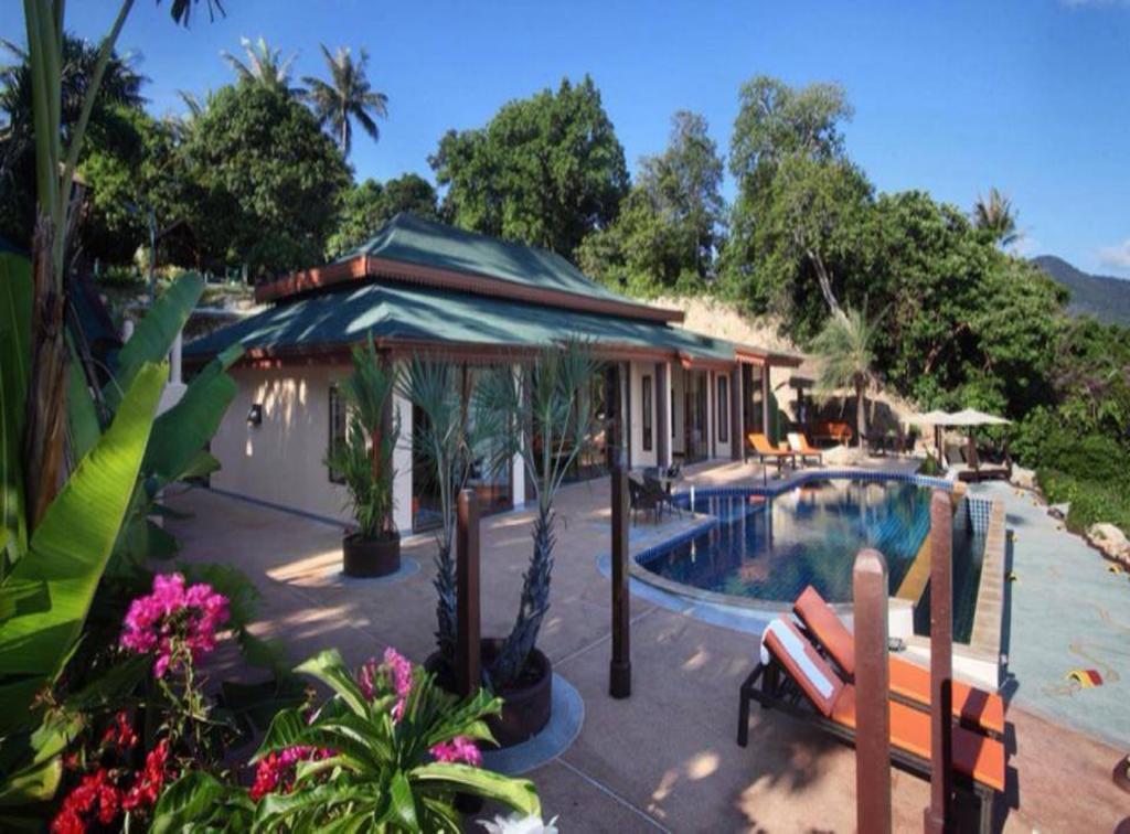 Villa 5 Bedroom Seafront Phangan Sdv231-by Samui Dream *