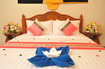 Nok & Resort Chiang Mai