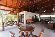 Baan Rengron *