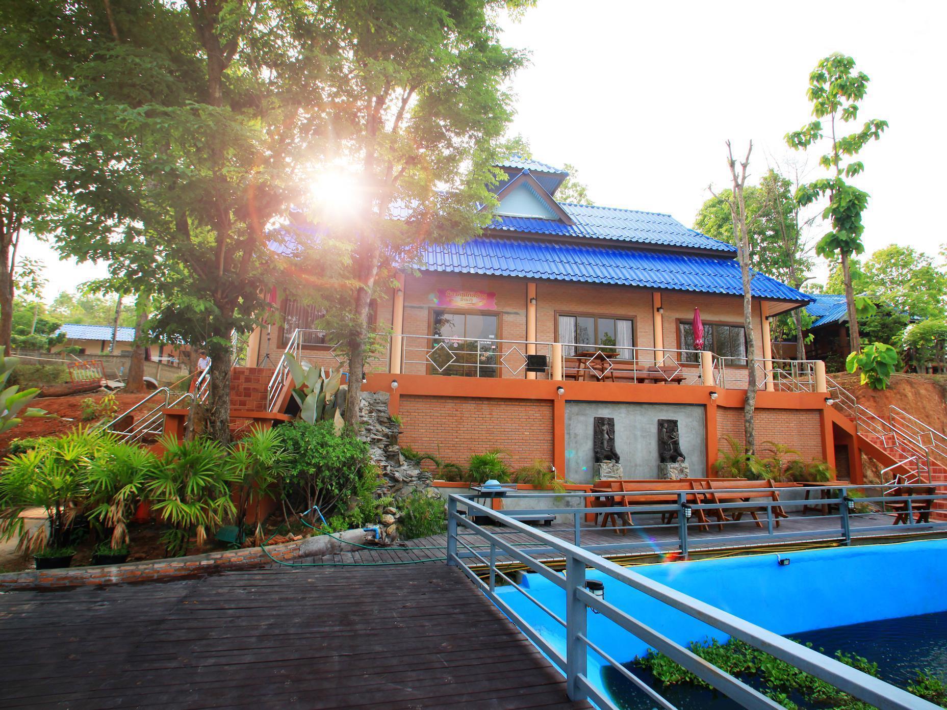 Ban Phumon Talang Resort