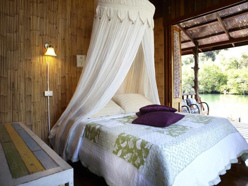 Bann Makok The Getaway 2*