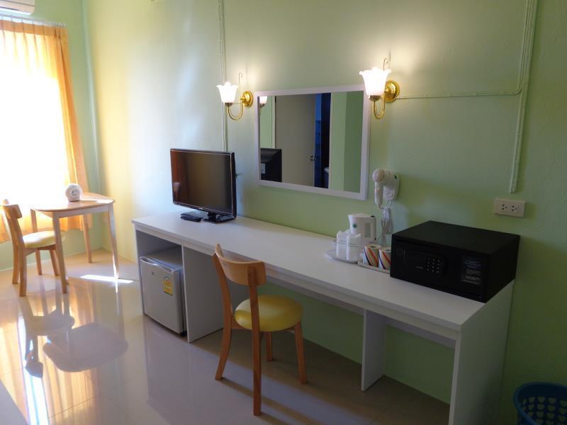 Siam Apple & Hotel 2*