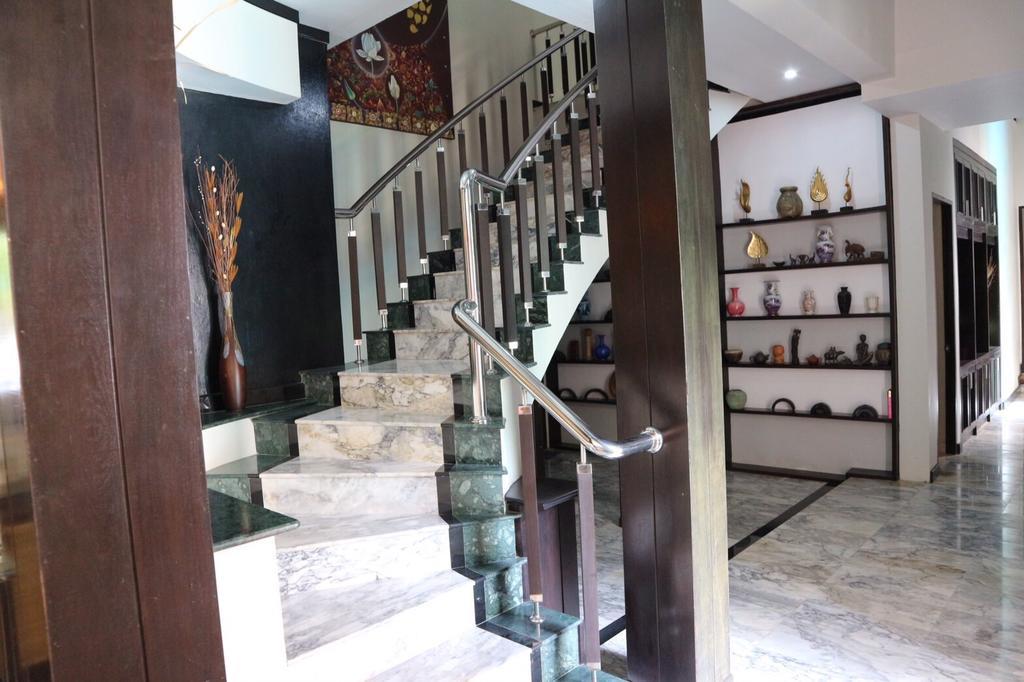 Tanasan Aonang Krabi Villa *