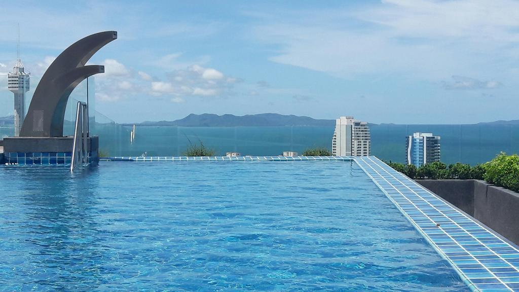 Apartment Luxury Seaview The Peak Towers 200m To