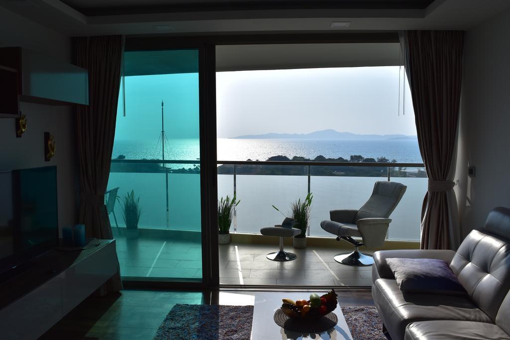 Luxury Seaview The Peak Towers 200m To Apartment