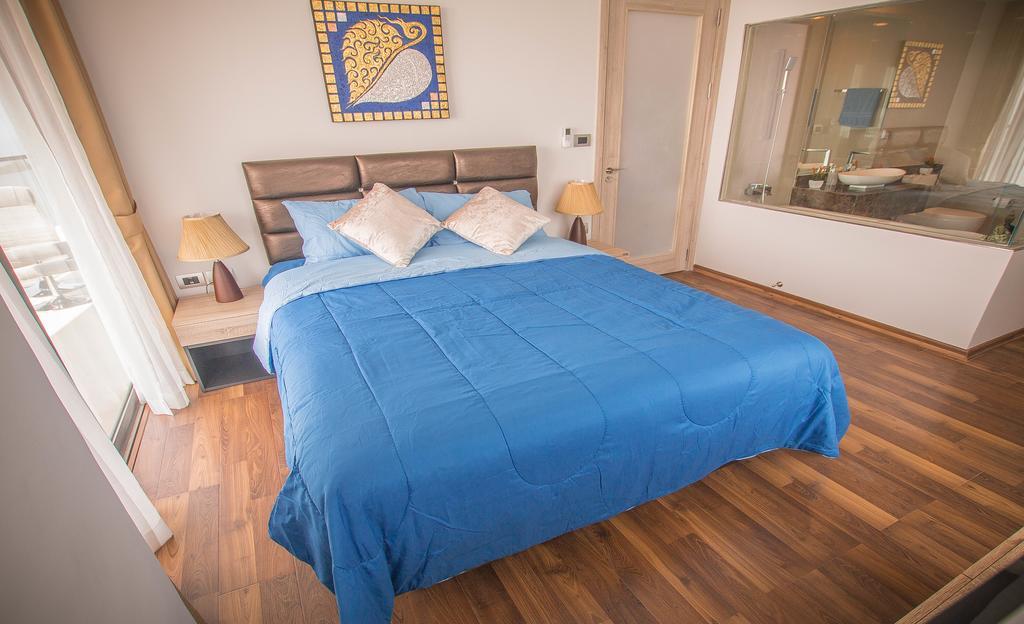 Luxury Seaview The Peak Towers 200m To