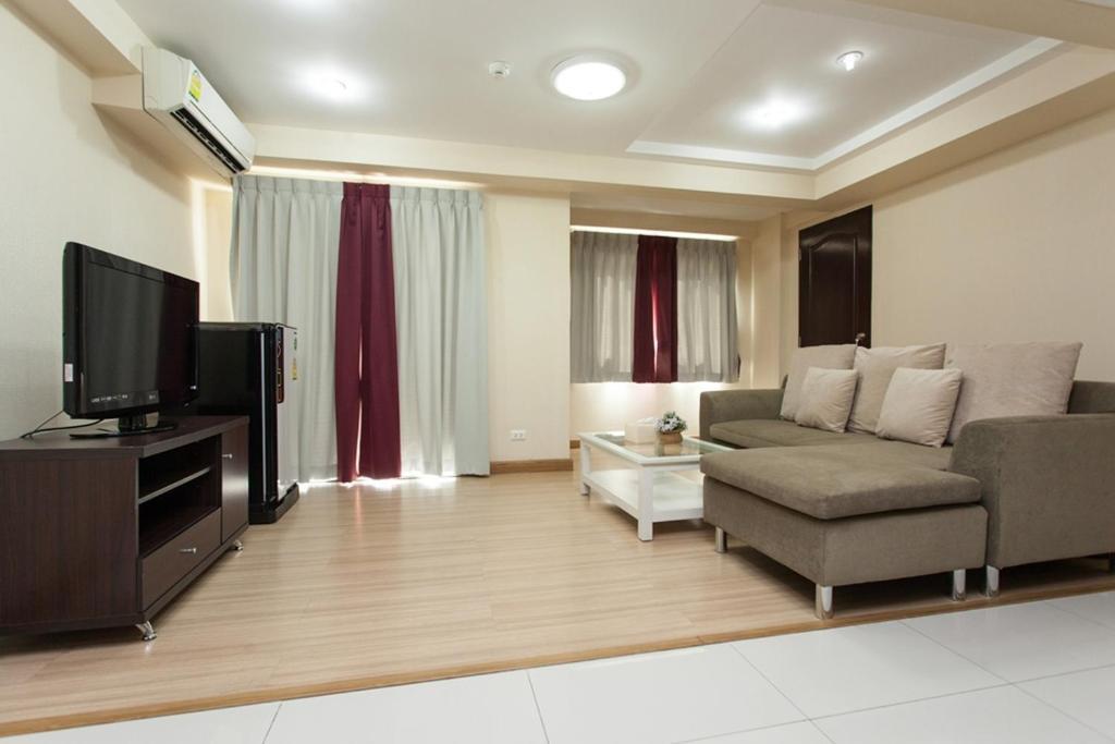 Alisha Hotel Bangkok