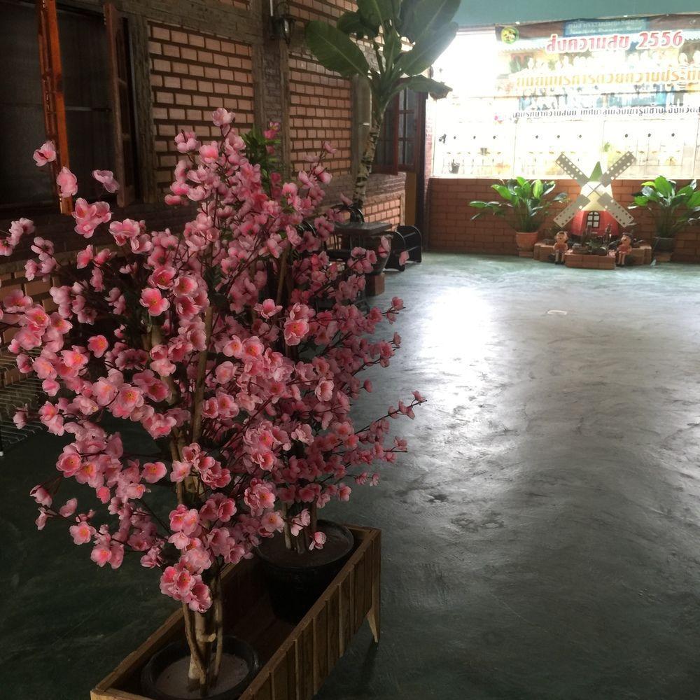 Phumthadarommanee Resort 2*