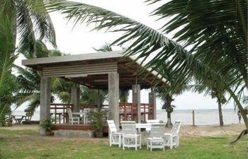 Laemsing Whitehouse Hotel 3*