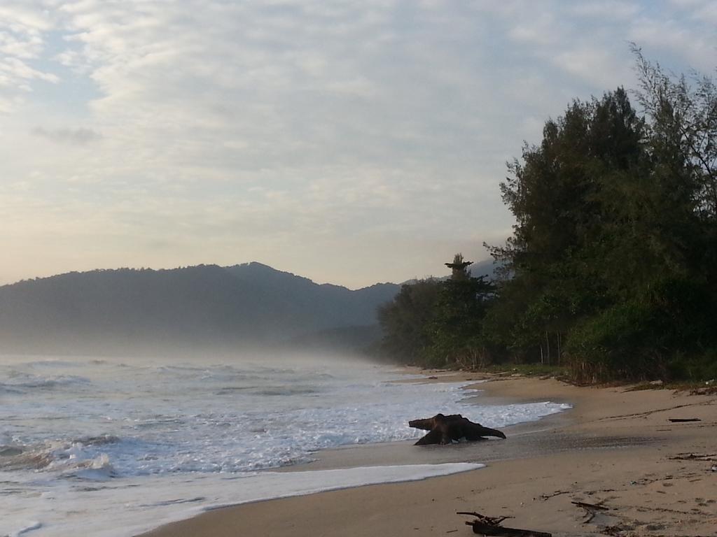 Holiday park บ้านสนมณีโฮมสเตย์ Bansonmanee Khanom
