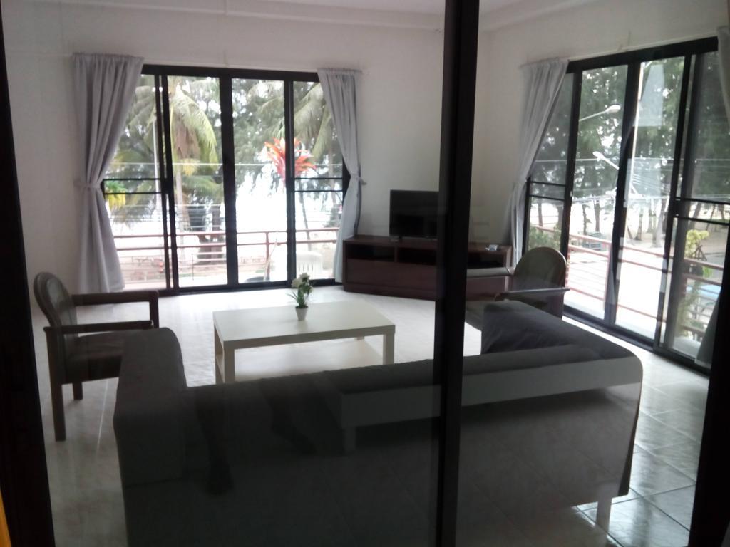 Rayong Sea View 3*