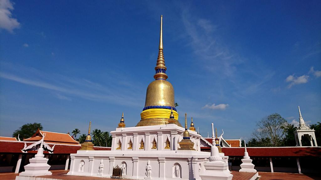 Tongtomyai Homestay Paktako