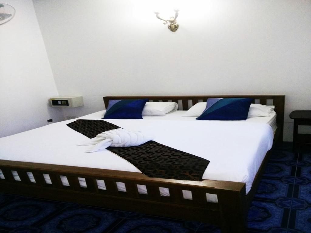 Sunrise Resort Bang Saphan