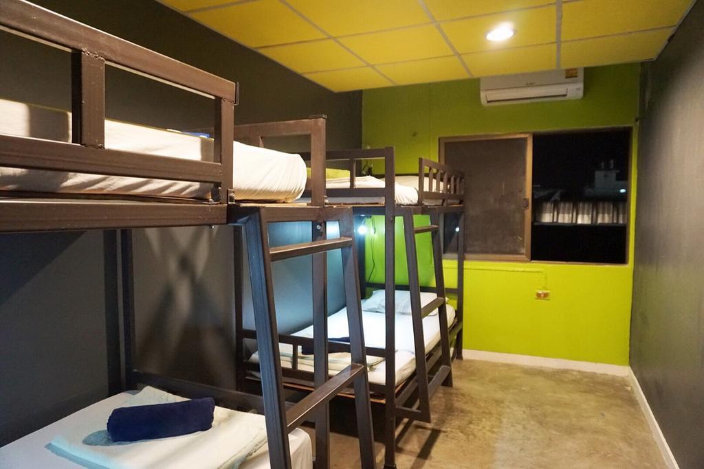 House & Hostel