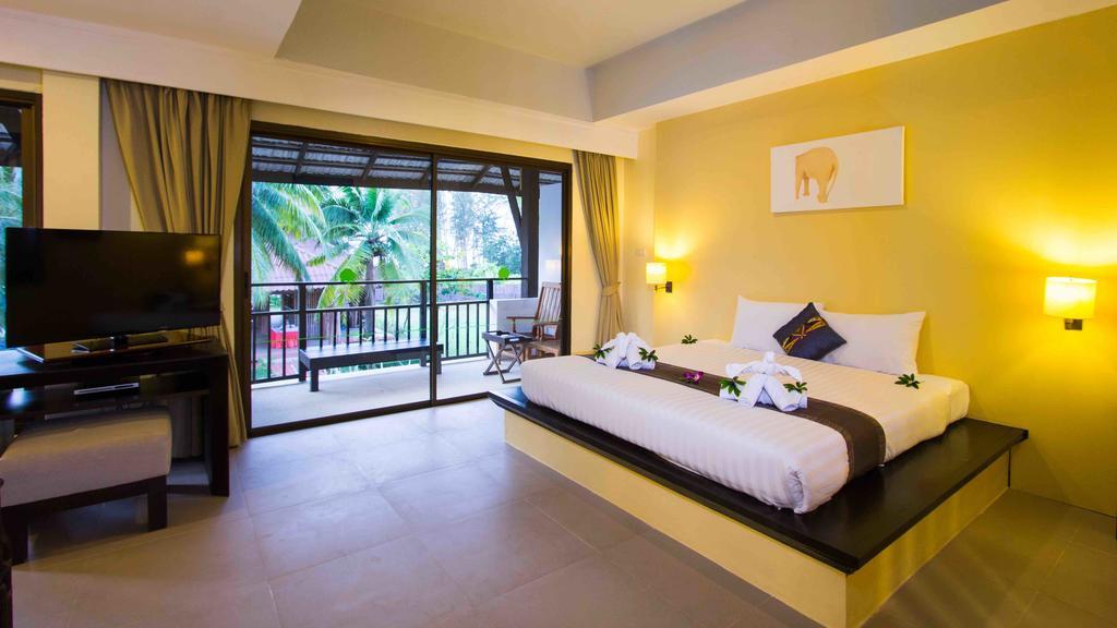 Palm Galleria Resort