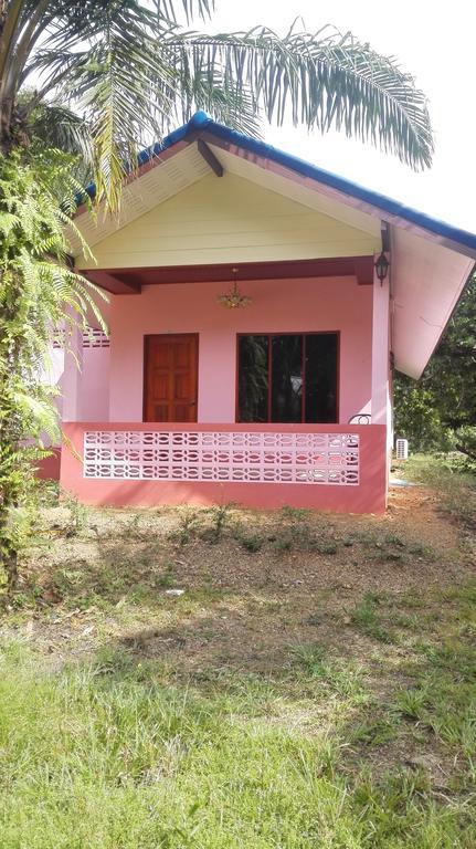 Cashew Nut Bungalows Guest house Ao Nang