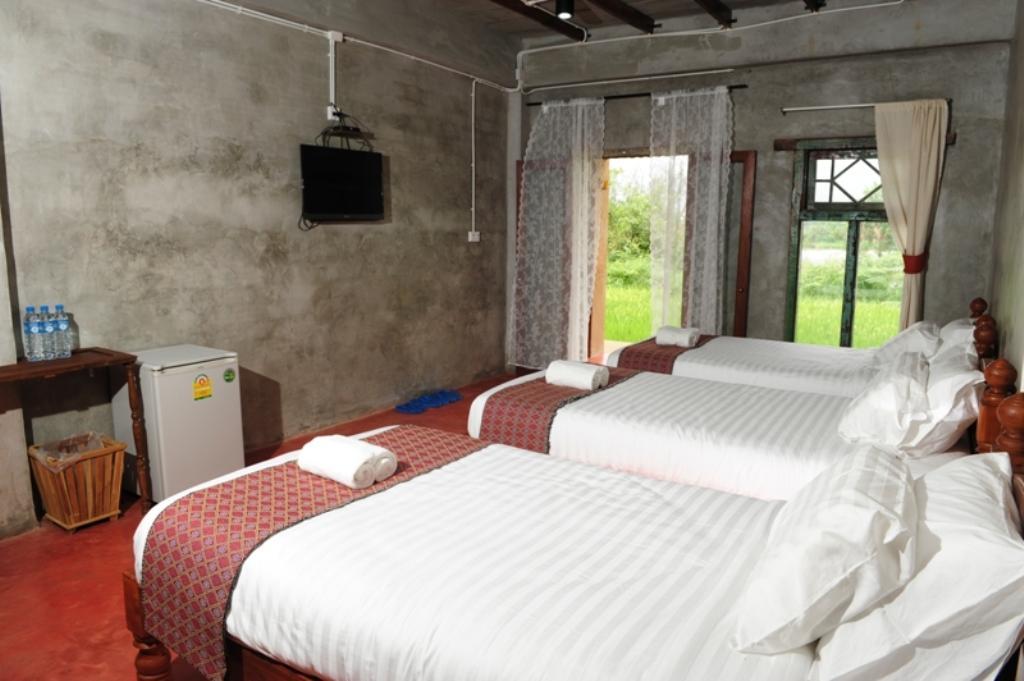 Phu-anna Eco House