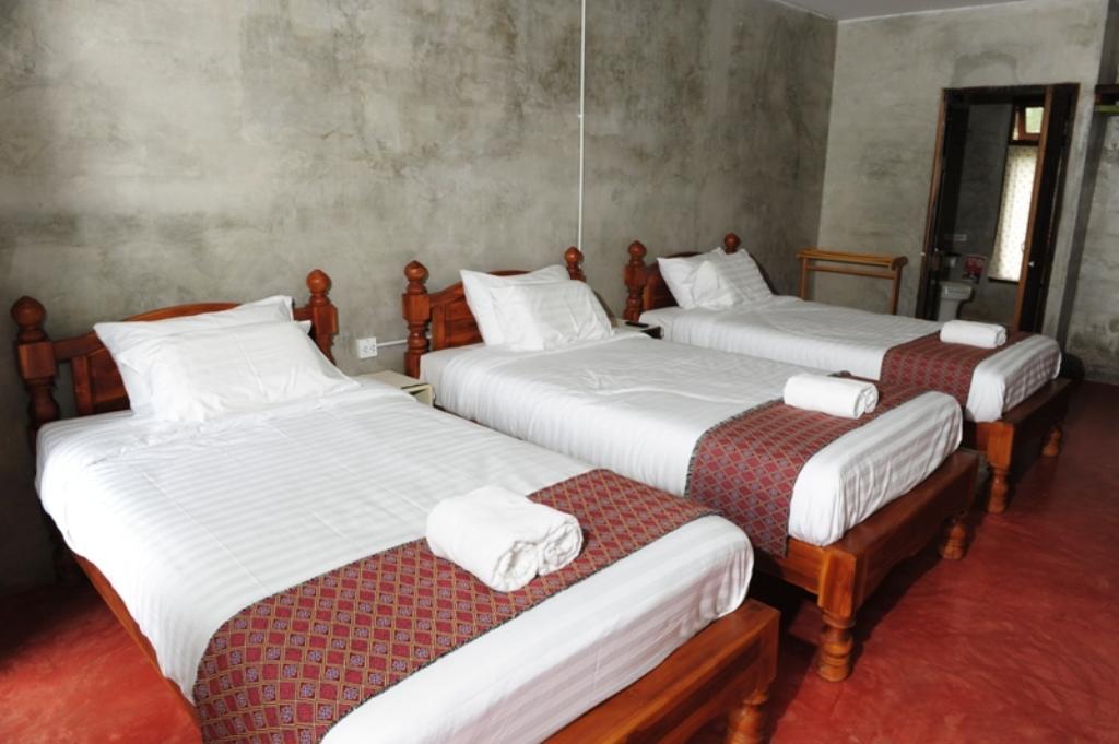 Phu-anna Eco House Resort 2*