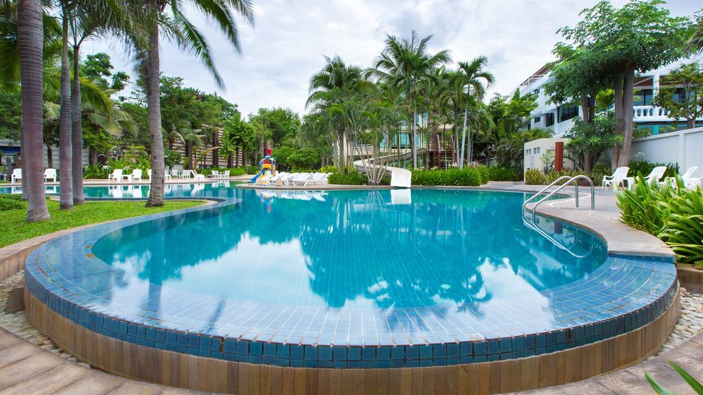 Baan Sanploen Beachfront Hua Hin