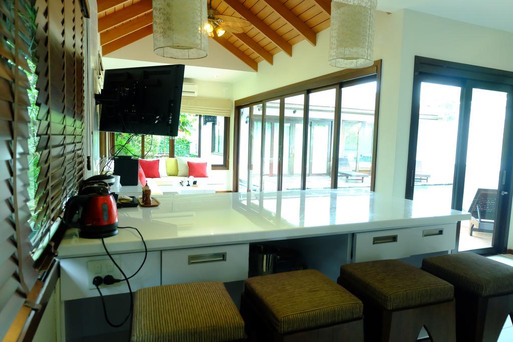 Jean Pool Villa *