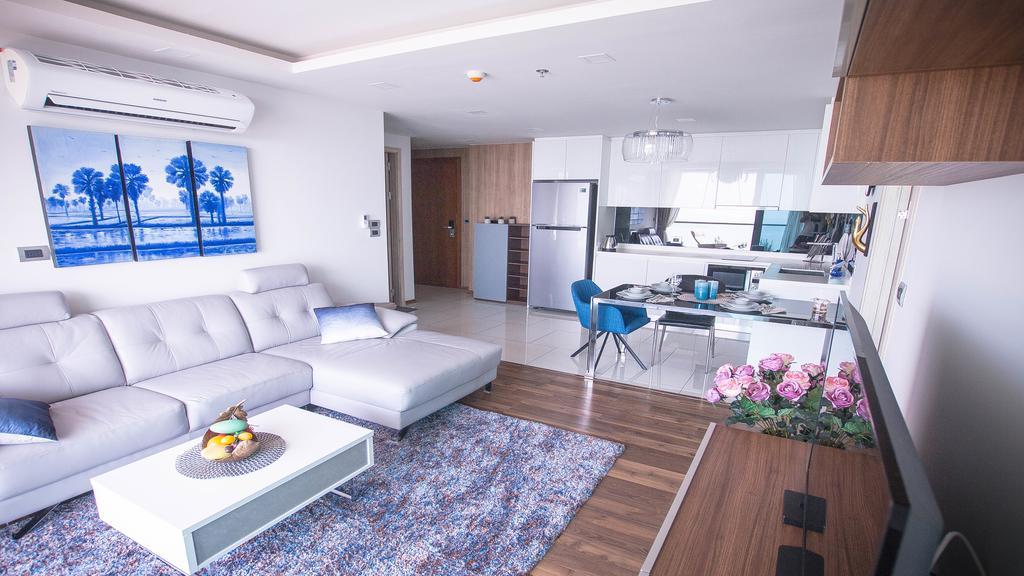 Luxury Seaview The Peak Towers 200m To Apartment