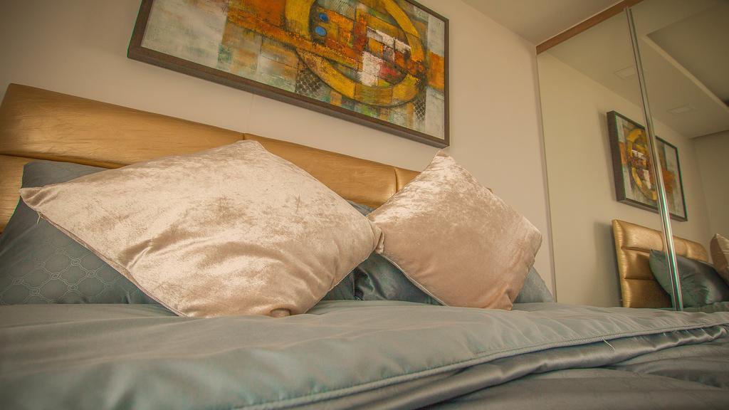 Apartment Luxury Seaview The Peak Towers 200m To Pattaya