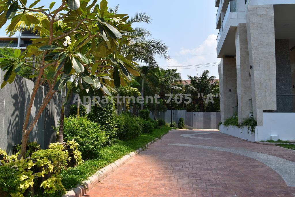 Luxury Seaview The Peak Towers 200m To
