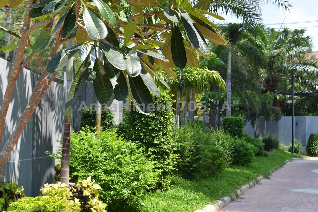 Apartment Luxury Seaview The Peak Towers 200m To Pattaya