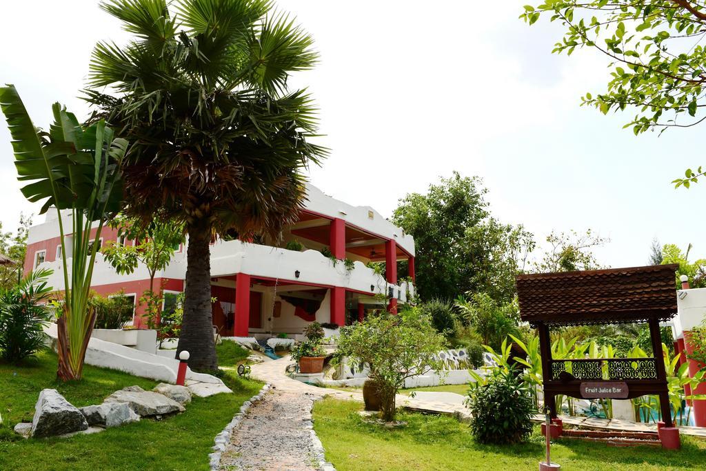 Mirabel Club Resort