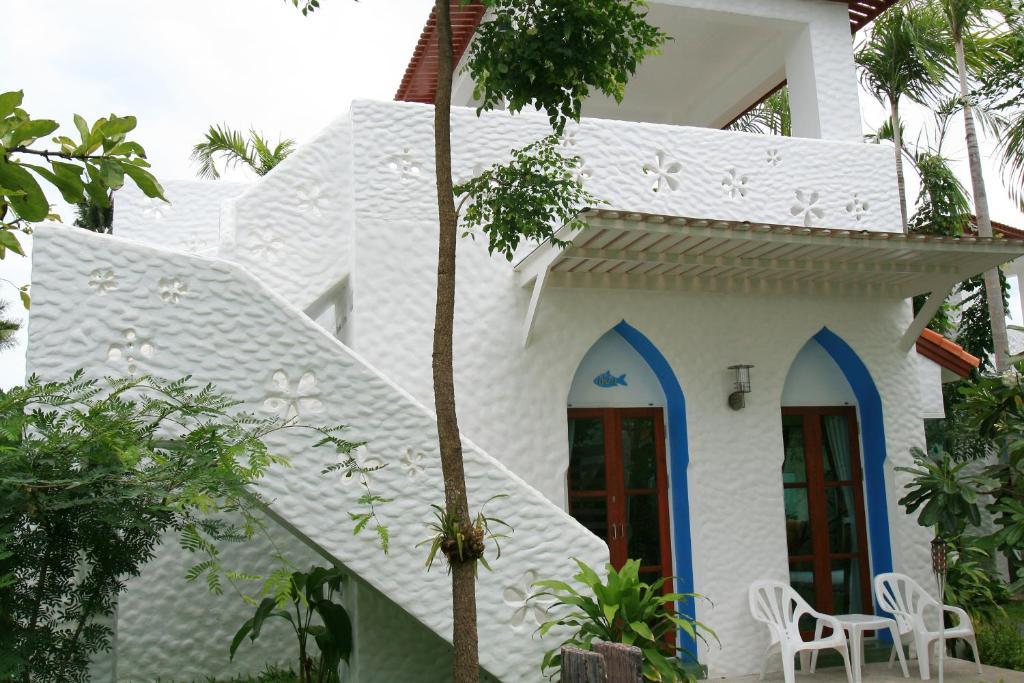 Baanmontra - Ban Krut (Prachuap Khiri Khan)