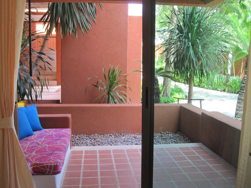 Apartment Tortugas Unit C101 *